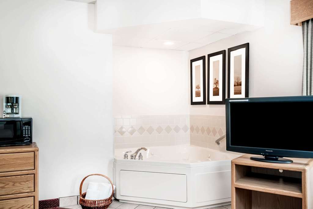 Moose Lake Lodge & Suites חדר תמונה